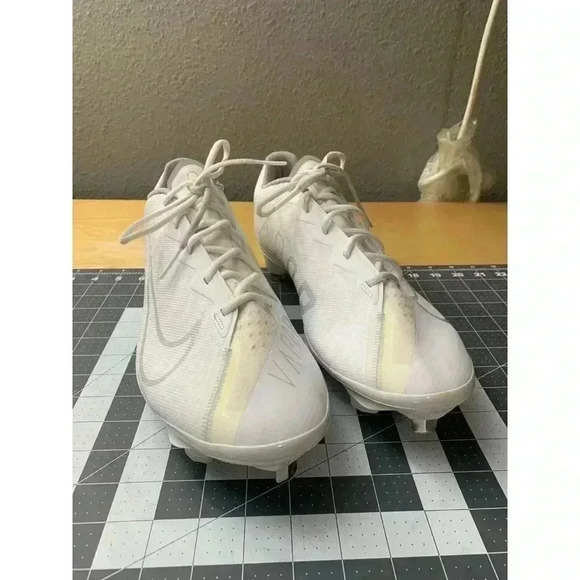 Nike React Shoes Mens Size 16 Vapor Ultrafly Elite 4 White Baseball DA0701-100 - Picture 1 of 8